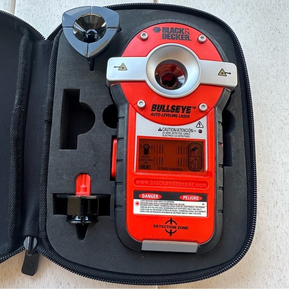 Black & Decker BullsEye Auto-Leveling Laser with Case BDL190S - Picture 1 of 15